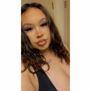 Meet your Posher, Queen